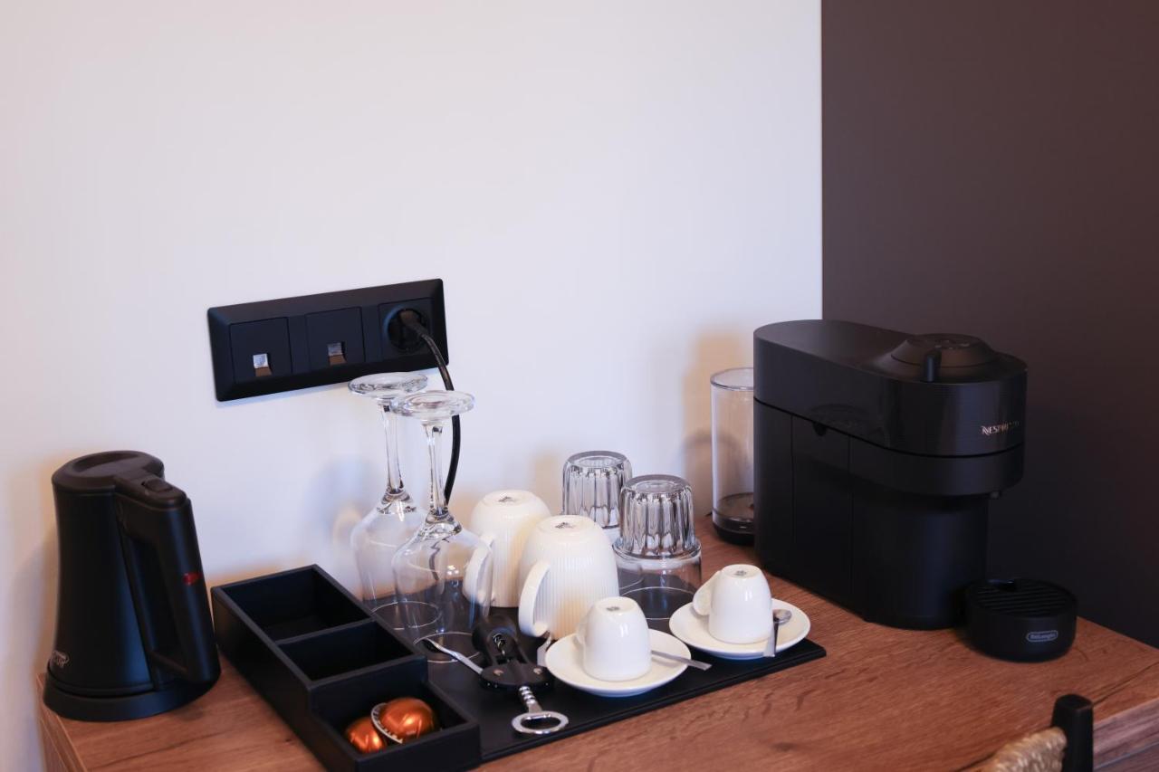 Uphill Unique Boutique Suites 斯基亚索斯镇 外观 照片