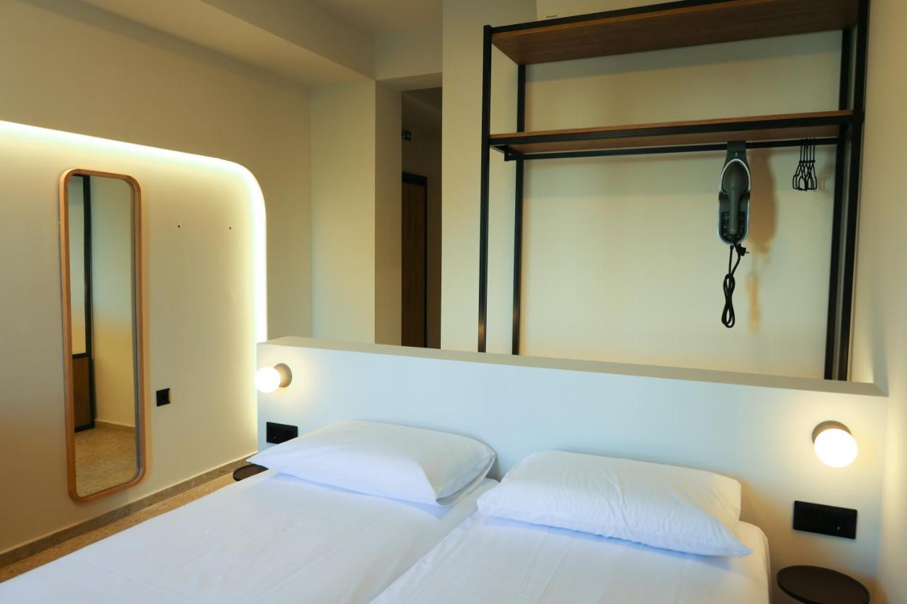 Uphill Unique Boutique Suites 斯基亚索斯镇 外观 照片