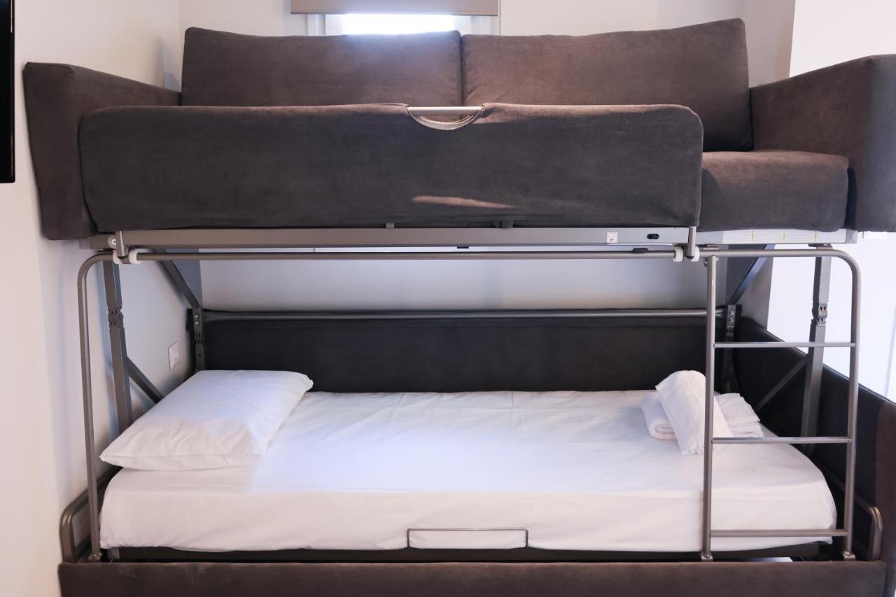 Uphill Unique Boutique Suites 斯基亚索斯镇 外观 照片