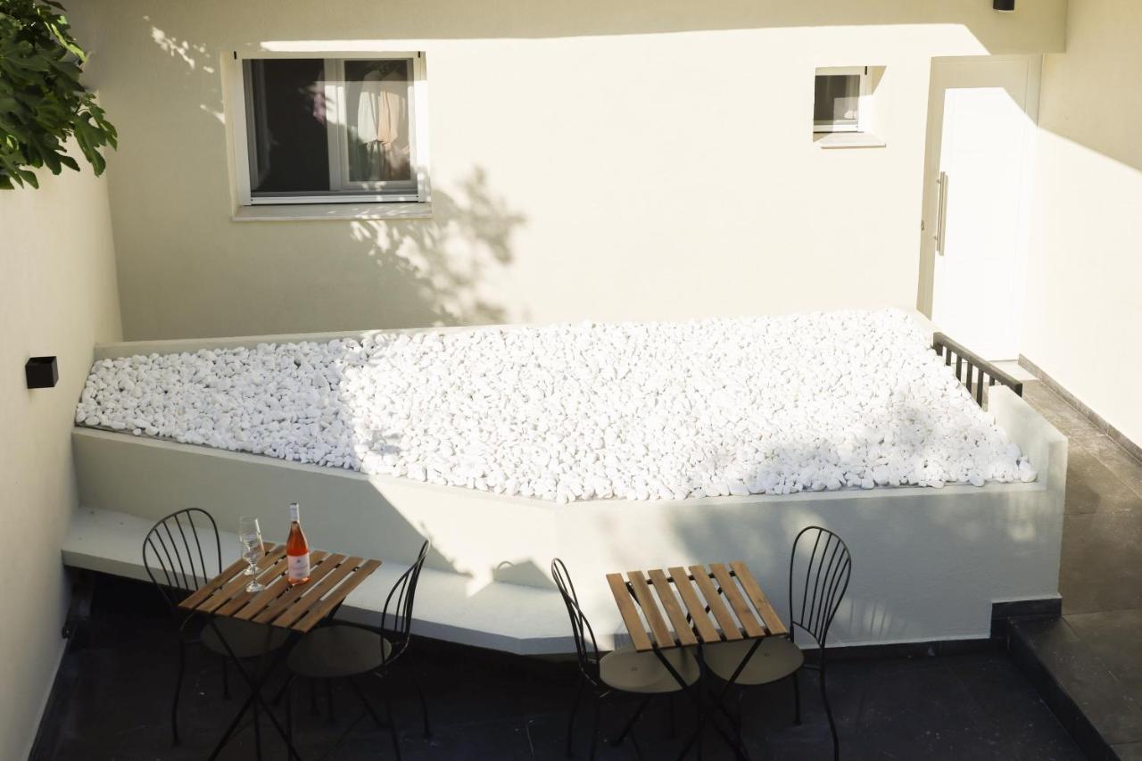 Uphill Unique Boutique Suites 斯基亚索斯镇 外观 照片